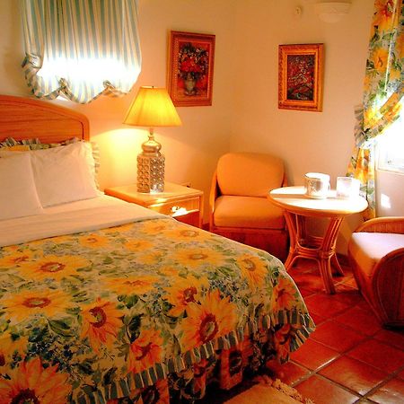 סן חואן At Wind Chimes Boutique Hotel מראה חיצוני תמונה